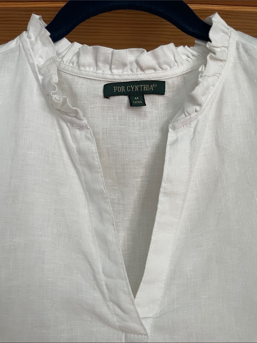 For Cynthia White Linen Ruffle V-Neck Tunic with Patch Pockets Size Medium - Picture 3 of 11